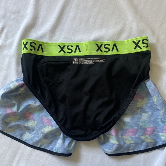 Victoria’s Secret Sport running shorts - Picture 7 of 9